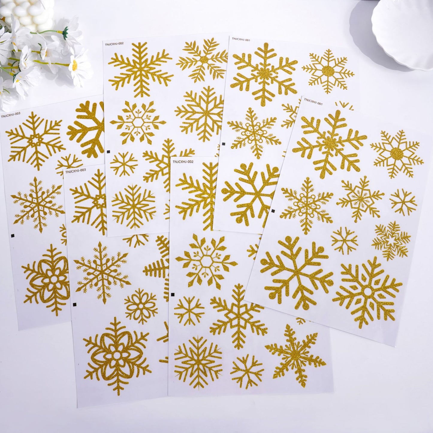 ✨ Glitter Snowflake Window Stickers – Gold & Silver Holiday Glass Decals 🎄 Kawaii Stickers