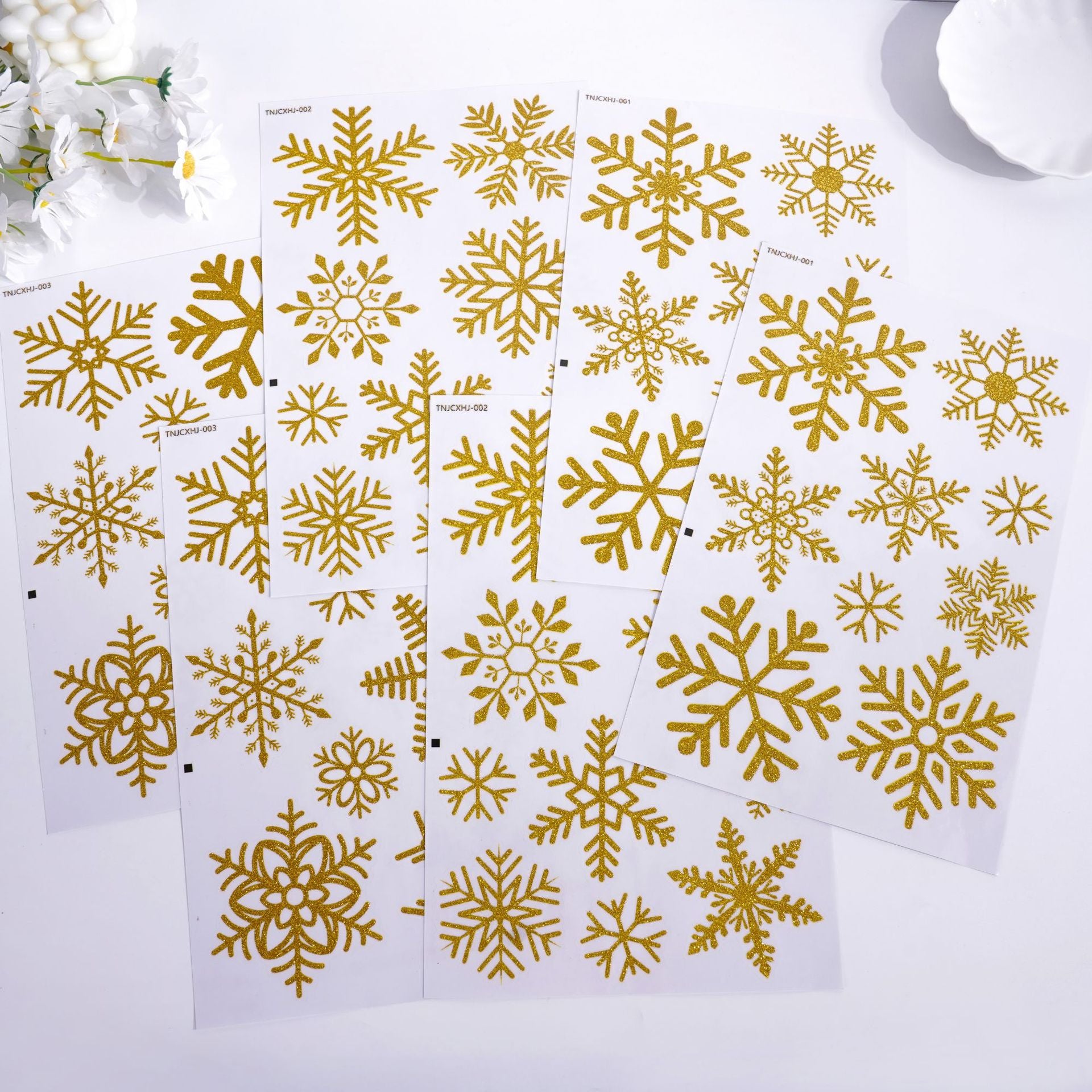 ✨ Glitter Snowflake Window Stickers – Gold & Silver Holiday Glass Decals 🎄 Kawaii Stickers