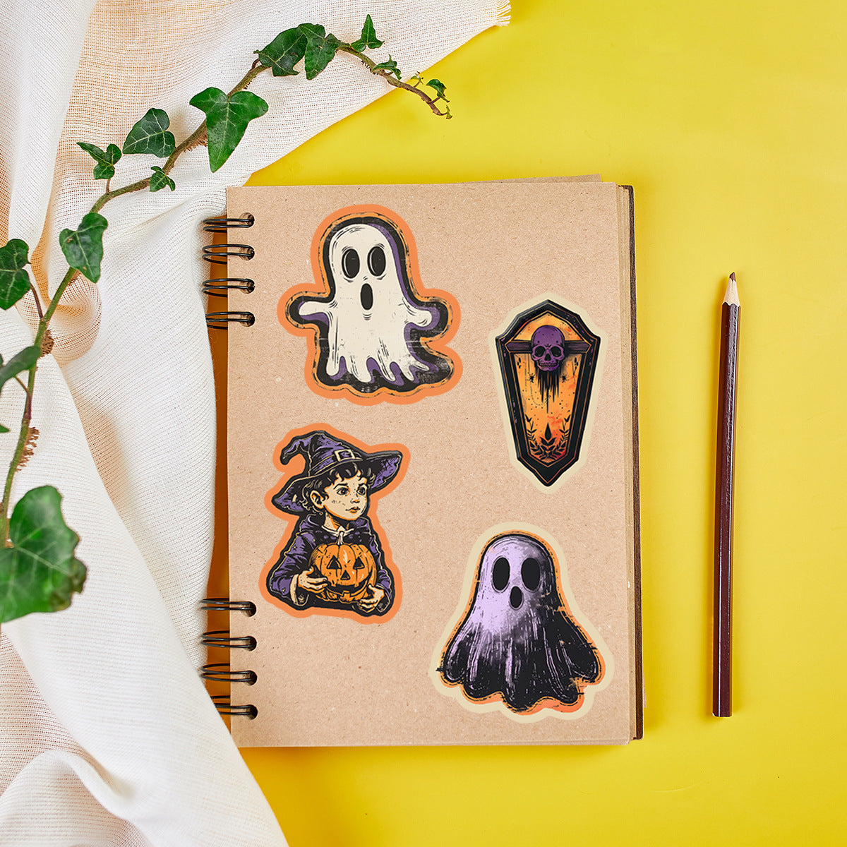 🎃 50pcs Vintage Halloween Stickers – Waterproof Retro PVC Vinyl Decals for Luggage, Water Bottle & Laptop Decoration Kawaii Stickers