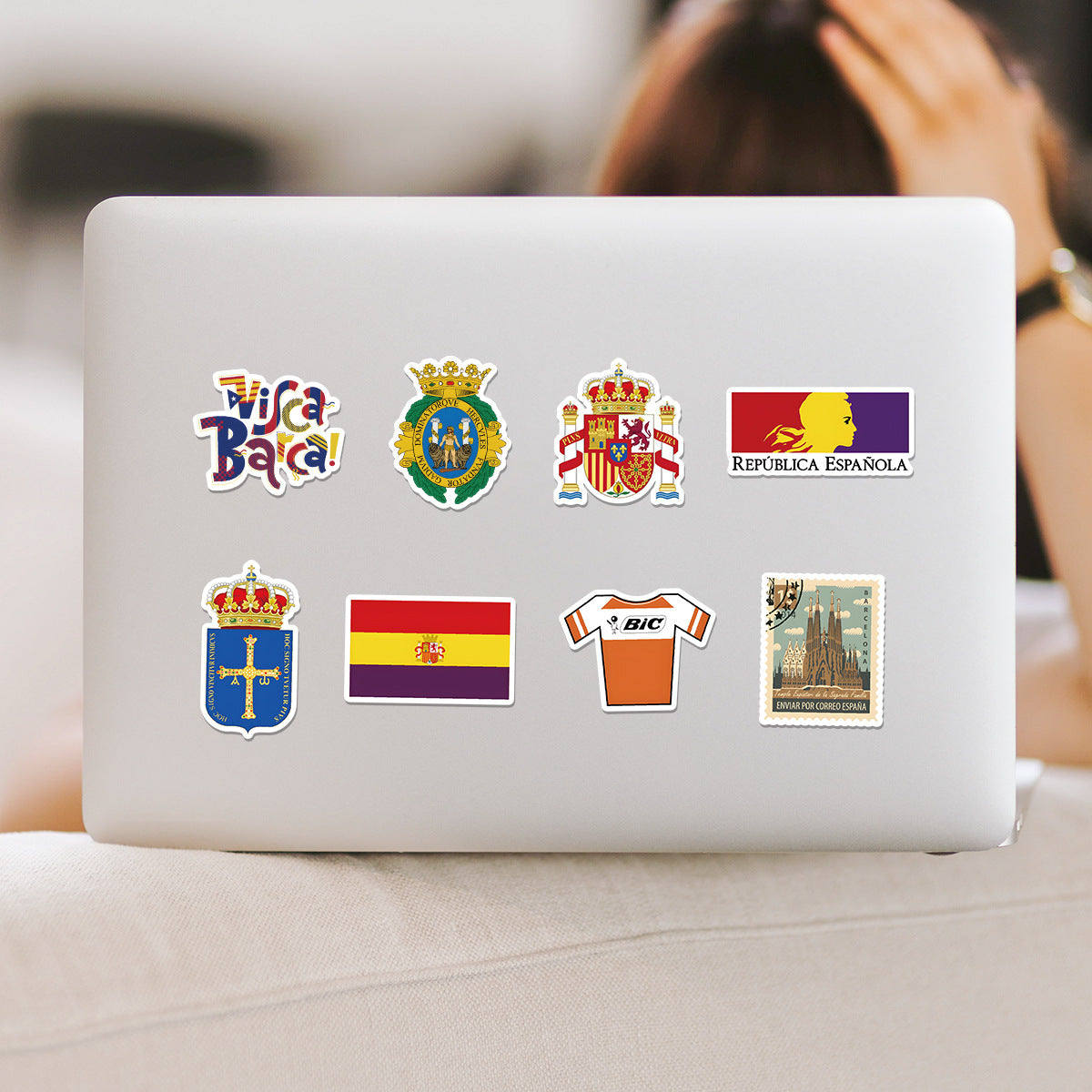 🌟 100PCS Football Doodle Stickers – Creative Soccer Stickers for Water Bottles, Laptops, Phones & Travel Gear ⚽🎨 Kawaii Stickers